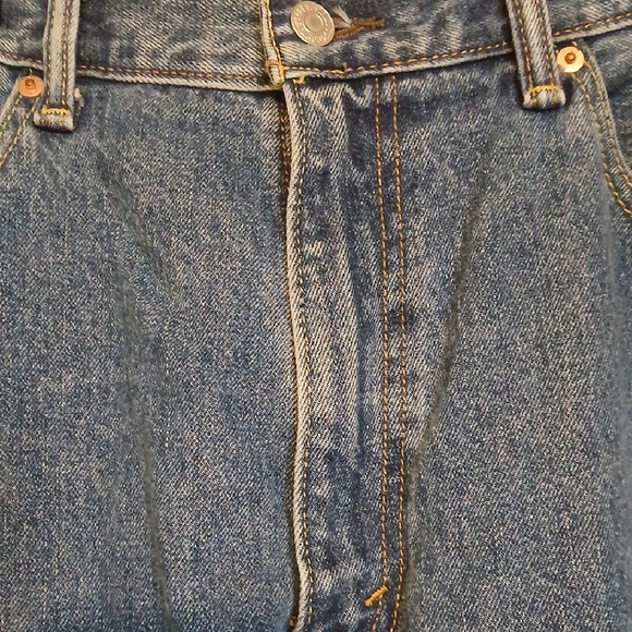 Levi's Classic Straight Blue Jeans - Picture 7 of 7